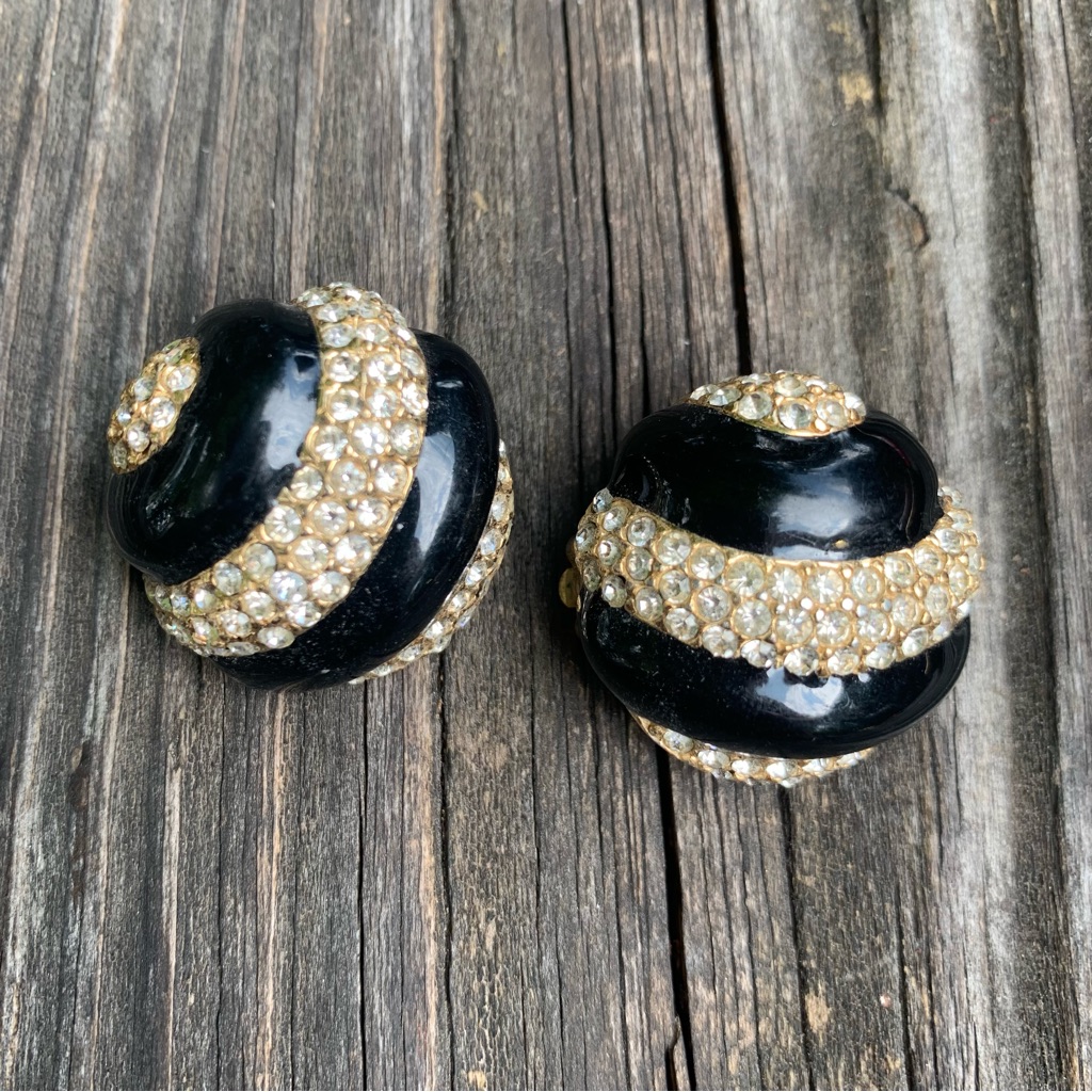 Vintage Ciner Black Enamel Rhinestone Round Clip On Earrings Authentic Signed